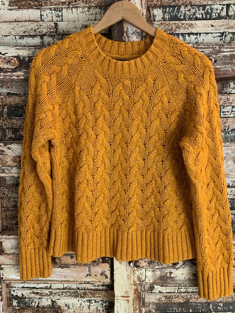 Lucky Brand Women's Soft Quinn Cable Knit Sweater, Mustard, Boxy Cropped Cozy, M